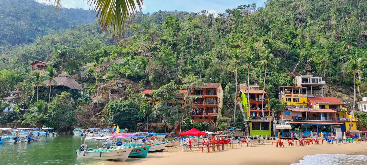 Plage de Boca de Tomatlán, Puerto Vallarta, Mexican Pacific, Mexique — 4
