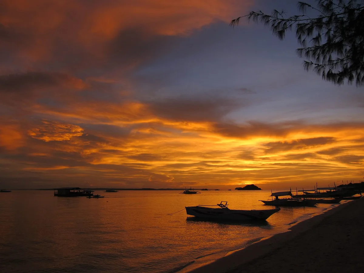 Malapascua Beach, Daanbantayan, Central Visayas, Philippines — 5
