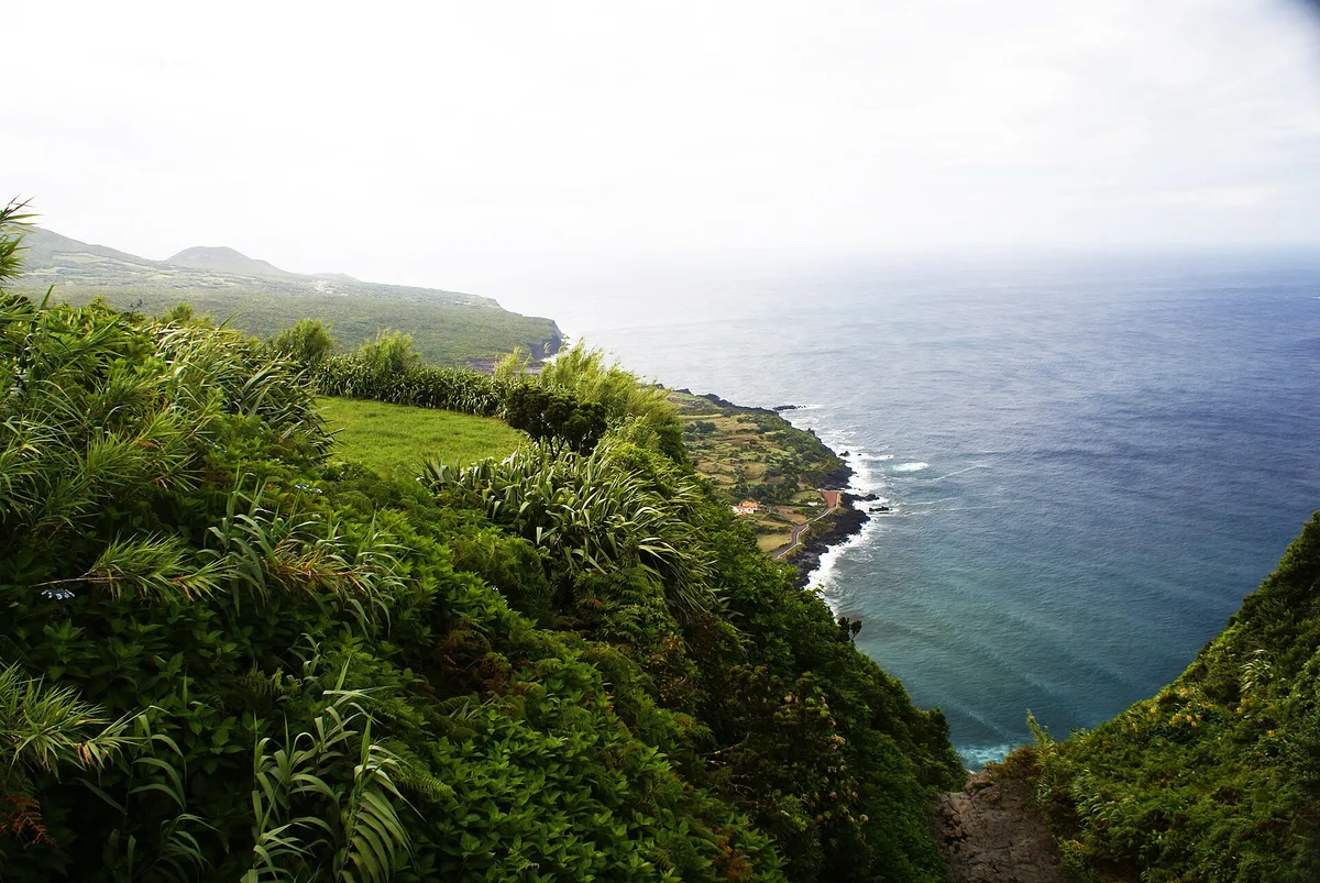 Plage de la Ribeira das Cabras, Horta, Azores, Portugal