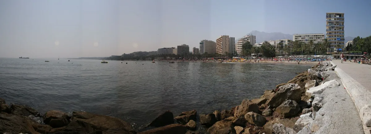 Plage de la Bajadilla, Marbella, Andalusia, Espagne