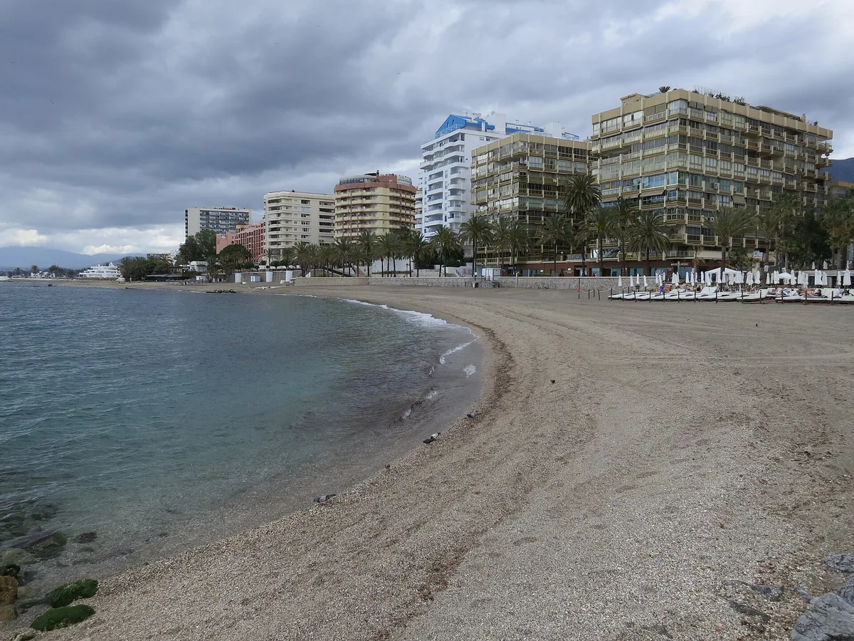 Plage de la Bajadilla, Marbella, Andalusia, Espagne — 2