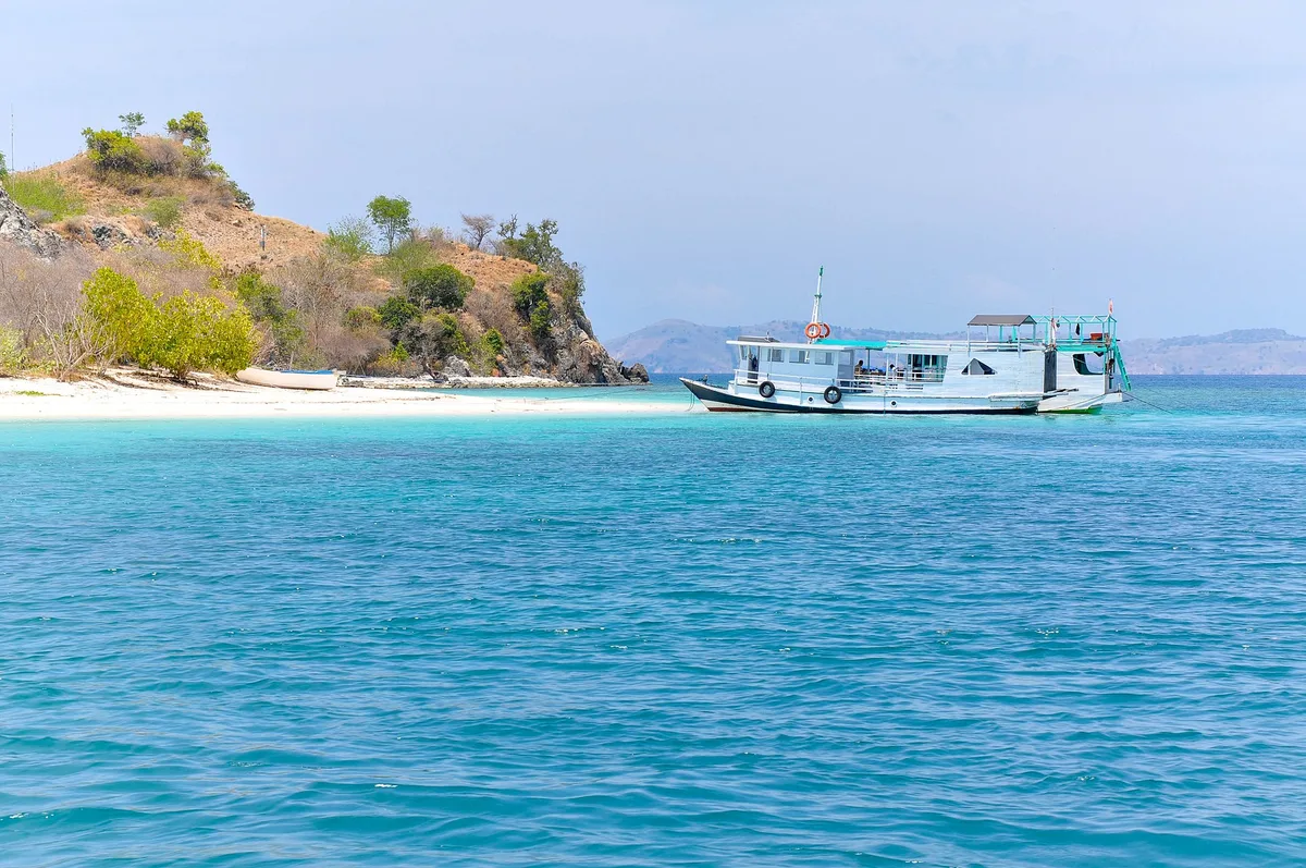 Plage de Bidadari, Labuan Bajo, Lesser Sunda Islands, Indonésie — 2