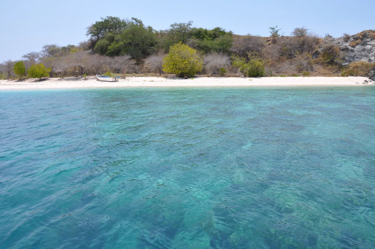 Plage de Bidadari, Labuan Bajo, Lesser Sunda Islands, Indonésie — 3