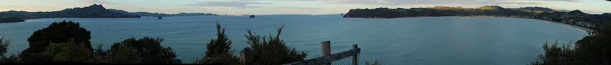 Spiaggia di Flaxmill Bay, Cooks Beach, Waikato, Nuova Zelanda — 3