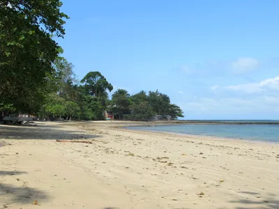 Cap Estérias Beach, Akanda, Gulf of Guinea, Gabon — 2