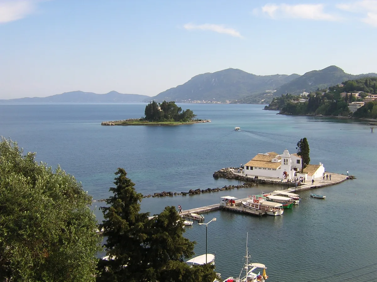 Playa de Kanoni, Central Corfu and Diapontian Islands, Ionian Islands, Grecia — 5