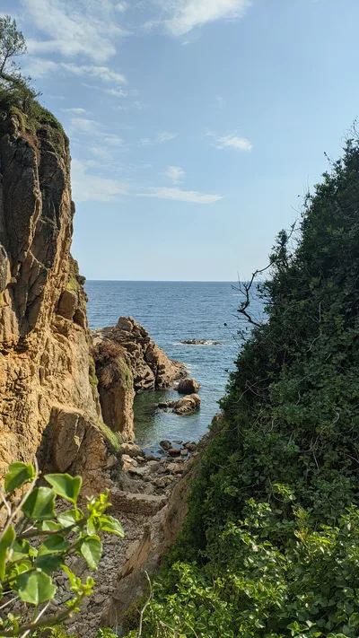 Cala Bona, Blanes, Catalonia, España — 5