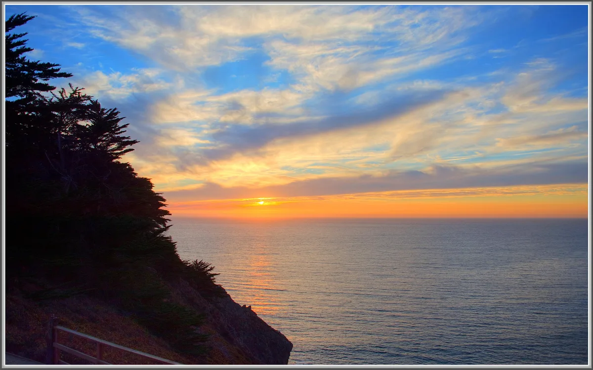 Plage de Willow Creek, Lucia, Monterey County, California Coast, États-Unis — 5