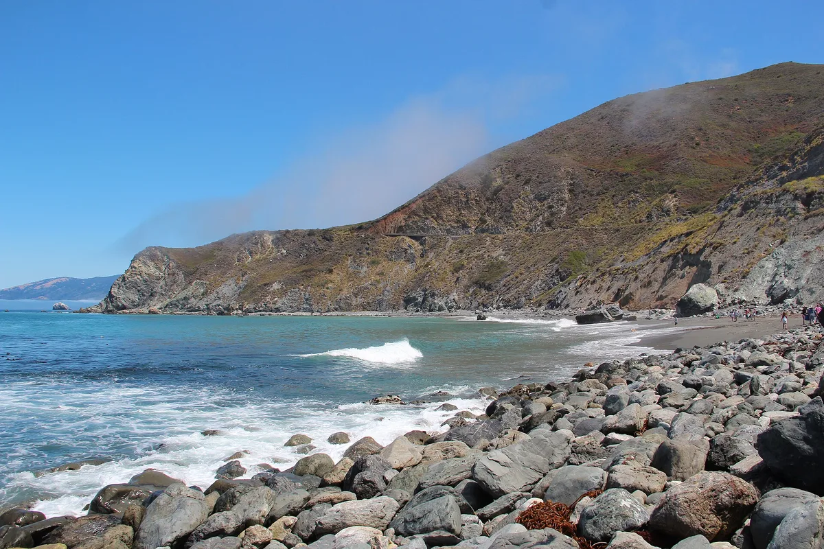 Plage de Willow Creek, Lucia, Monterey County, California Coast, États-Unis — 2