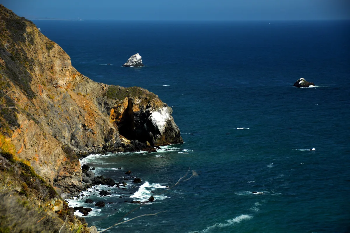 Plage de Willow Creek, Lucia, Monterey County, California Coast, États-Unis — 4
