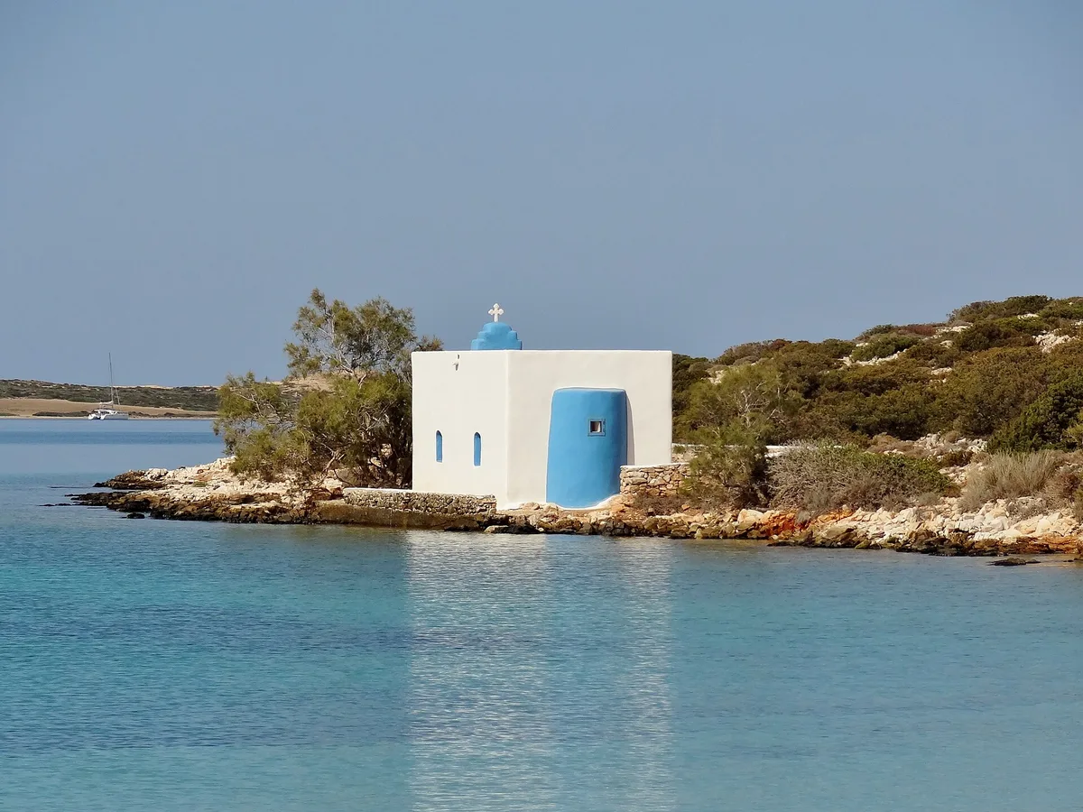 Playa de Agia Irini, Naoussa, Cyclades, Grecia