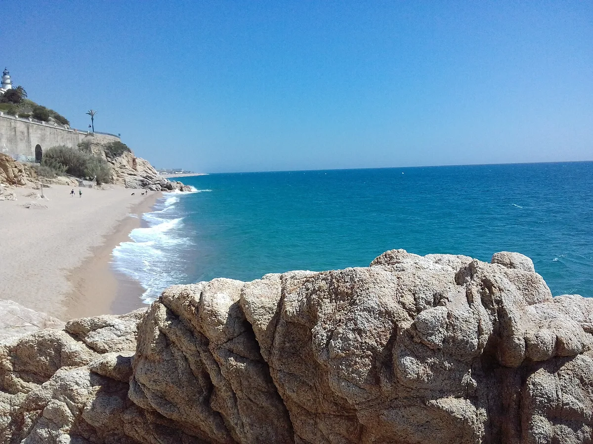 Cala Roca Grossa, Calella, Catalonia, España — 4