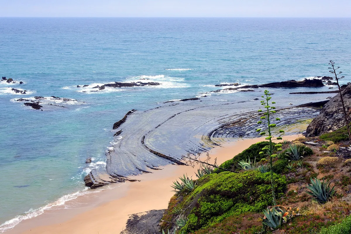 Plage de Carriagem, Aljezur, Alentejo Coast, Portugal — 6