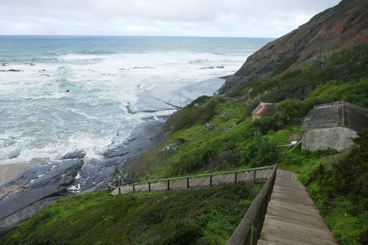 Plage de Carriagem, Aljezur, Alentejo Coast, Portugal — 4