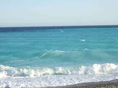Plage de Carras, Nice, Provence-Alpes-Côte d'Azur, France — 4