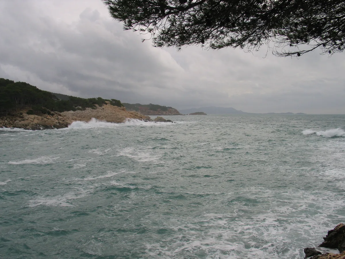 Port d'Alon Beach, Saint-Cyr-sur-Mer, French Riviera, France — 2
