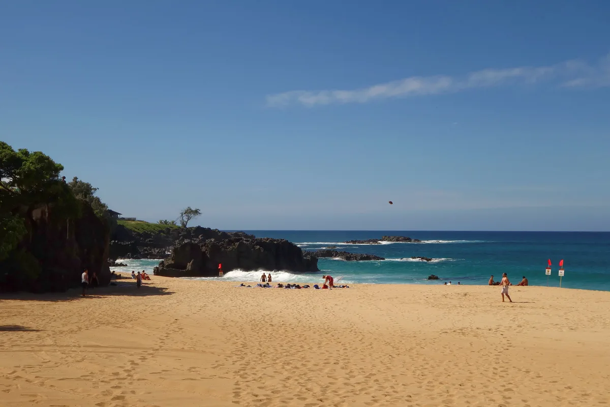 Waimea Bay Beach Park, Haleiwa, Hawaii, Estados Unidos — 6