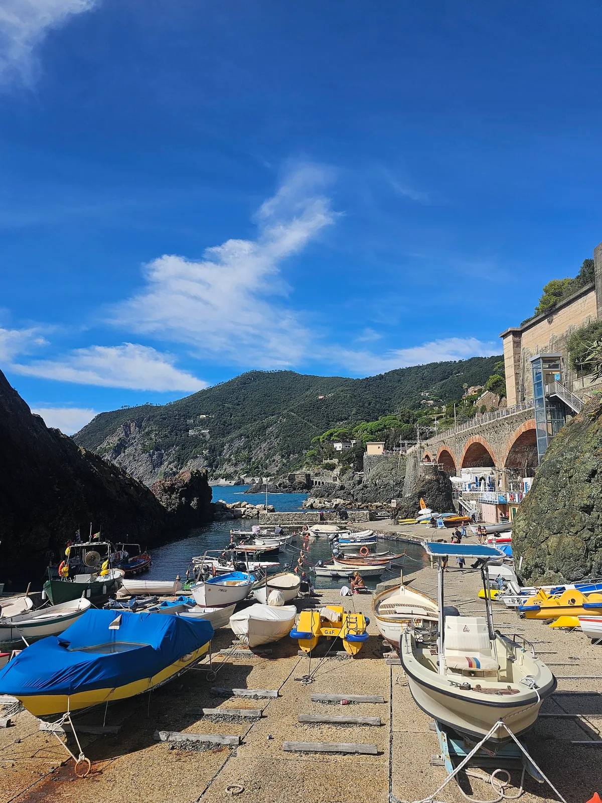 Plage de Framura, Framura, Liguria, Italie — 3