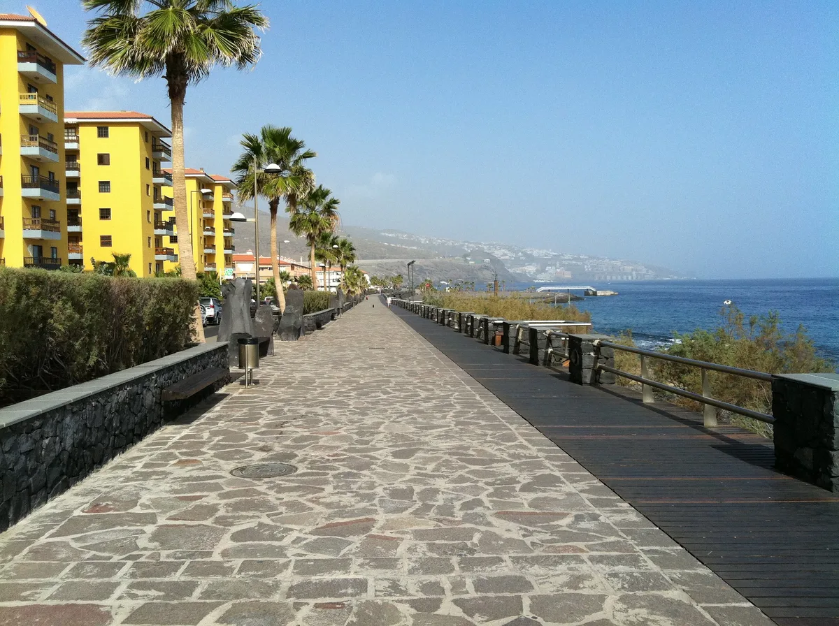 Plage de Las Arenas, Candelaria, Canary Islands, Espagne — 3