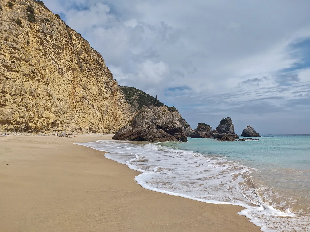 Plage de Portinho do Cavalo, Setúbal, Portuguese Atlantic, Portugal — 6