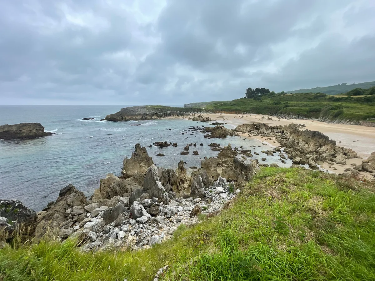 Playa de Toró, Llanes, Asturias, España