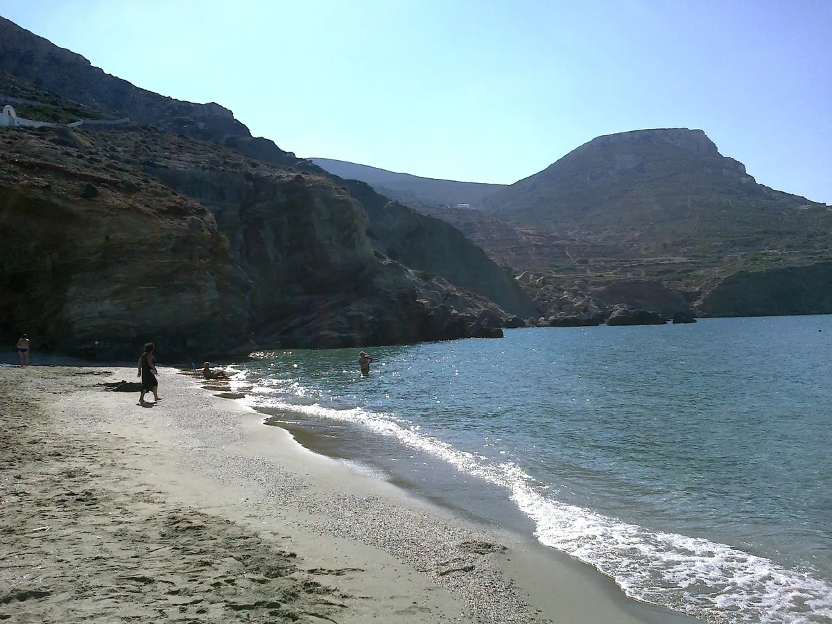 Plage d'Agali, Folegandros, Cyclades, Grèce — 4