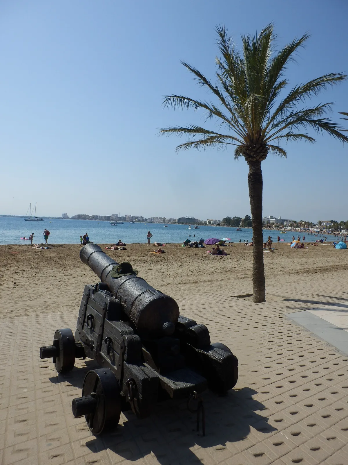 Roses Beach, Roses, Spanish Mediterranean, Spain — 5