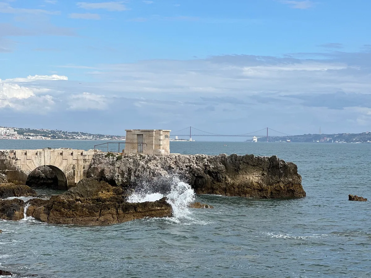 Plage de Santo Amaro de Oeiras, Oeiras, Portuguese Atlantic, Portugal