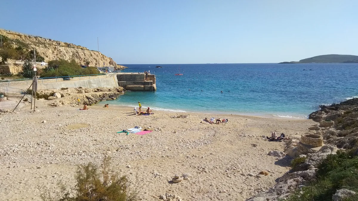 Plage de Ħondoq ir-Rummien, Qala, Maltese Islands, Malte — 3