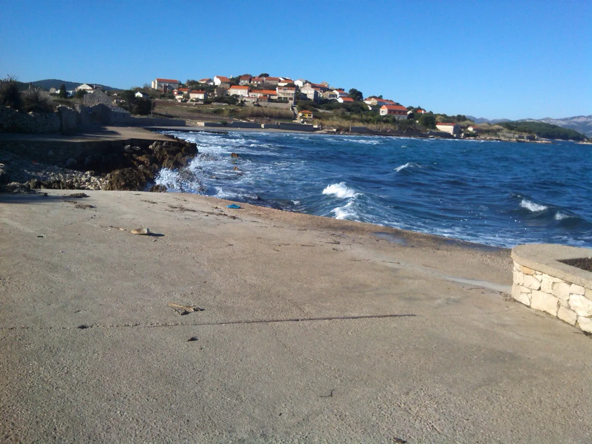 Playa de Bilin Žal, Lumbarda, Adriatic Islands, Croacia — 4