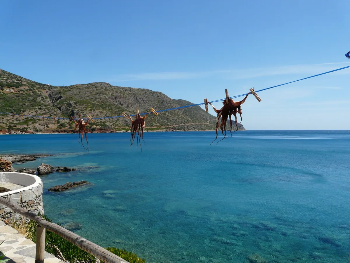 Playa de Plaka, Agios Nikolaos, Crete, Grecia — 4