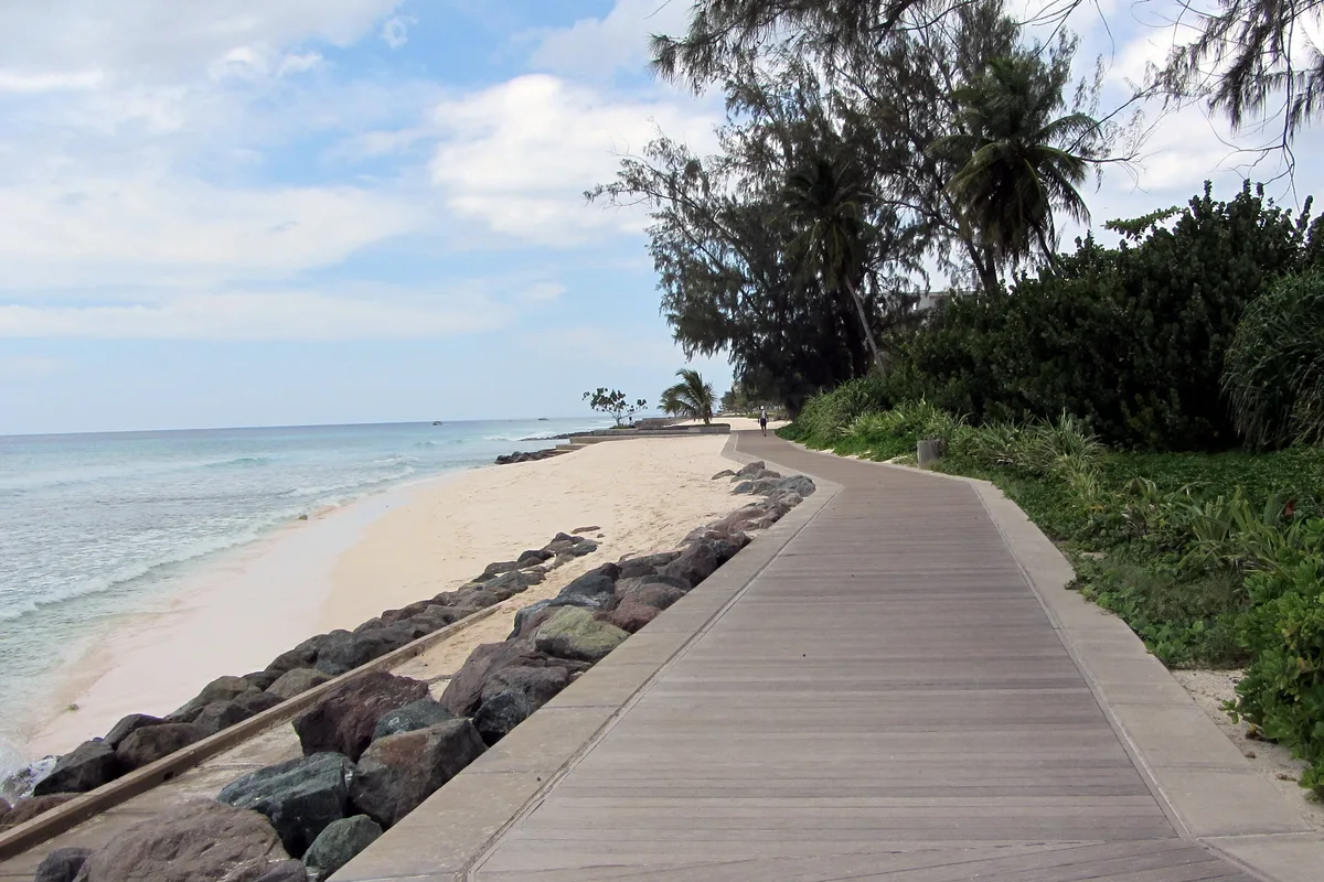 Accra Beach, Christ Church, Lesser Antilles, Barbade — 3