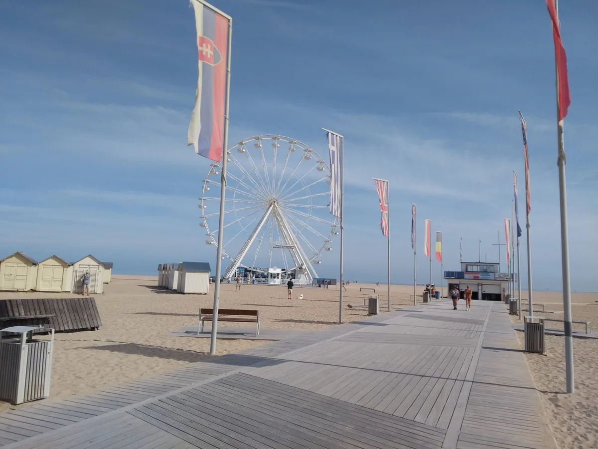 Playa de Riva Bella, Ouistreham, Normandy, Francia — 4
