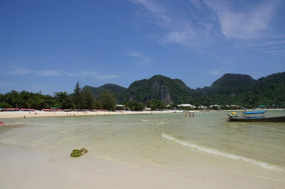 Loh Dalum-Strand, Ko Phi Phi, Andaman Sea, Thailand