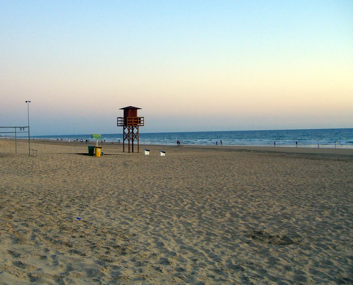Playa de los Bateles, Conil de la Frontera, Andalusia, España — 5