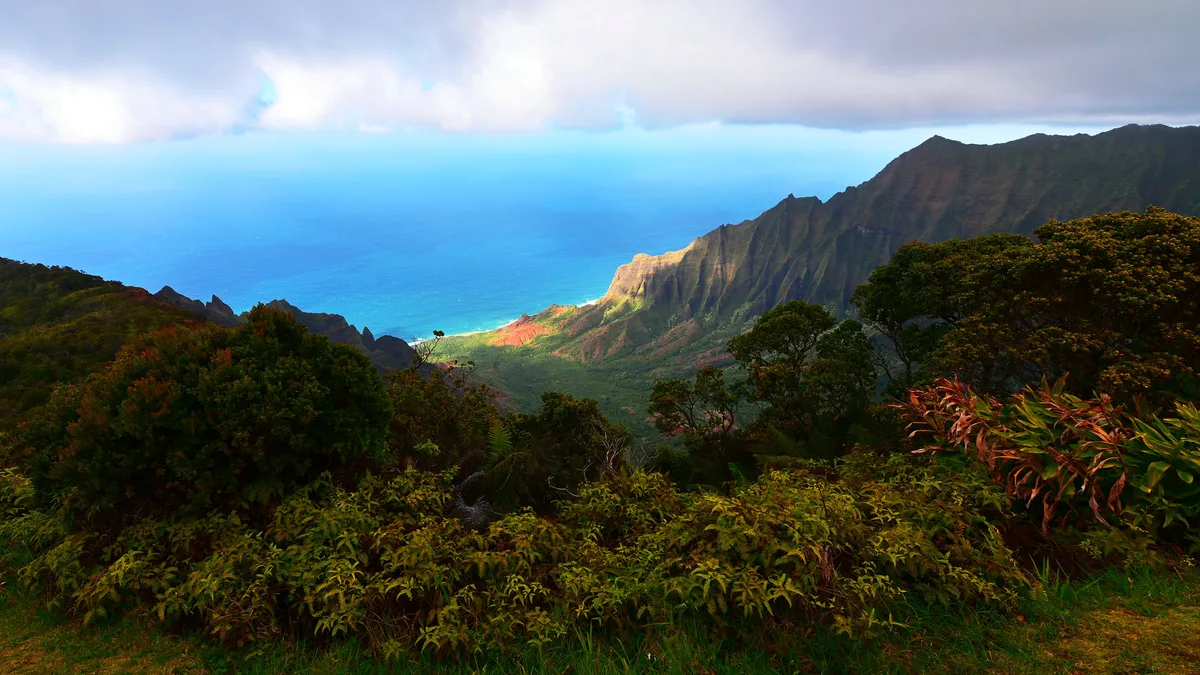 Kalalau-Strand, Na Pali Coast State Wilderness Park, Hawaii, Vereinigte Staaten — 5