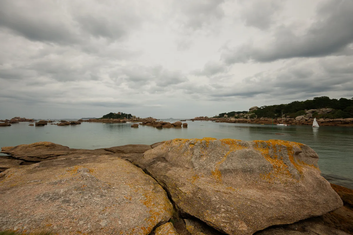 Saint-Guirec-Strand, Perros-Guirec, Brittany, Frankreich — 6