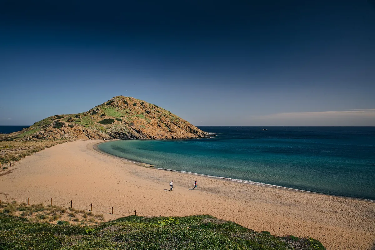 Plage de Sa Mesquida, Mahón, Balearic Islands, Espagne — 2