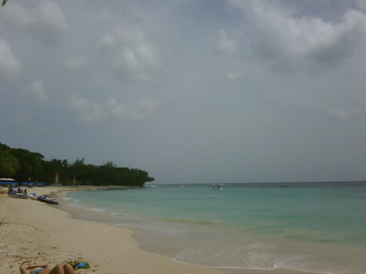 Sandy Lane Beach, Saint James, Lesser Antilles, Barbade — 3