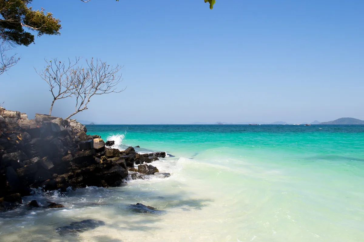 Ban Sai Ngam-Strand, Ao Nang, Andaman Sea Coast, Thailand — 3