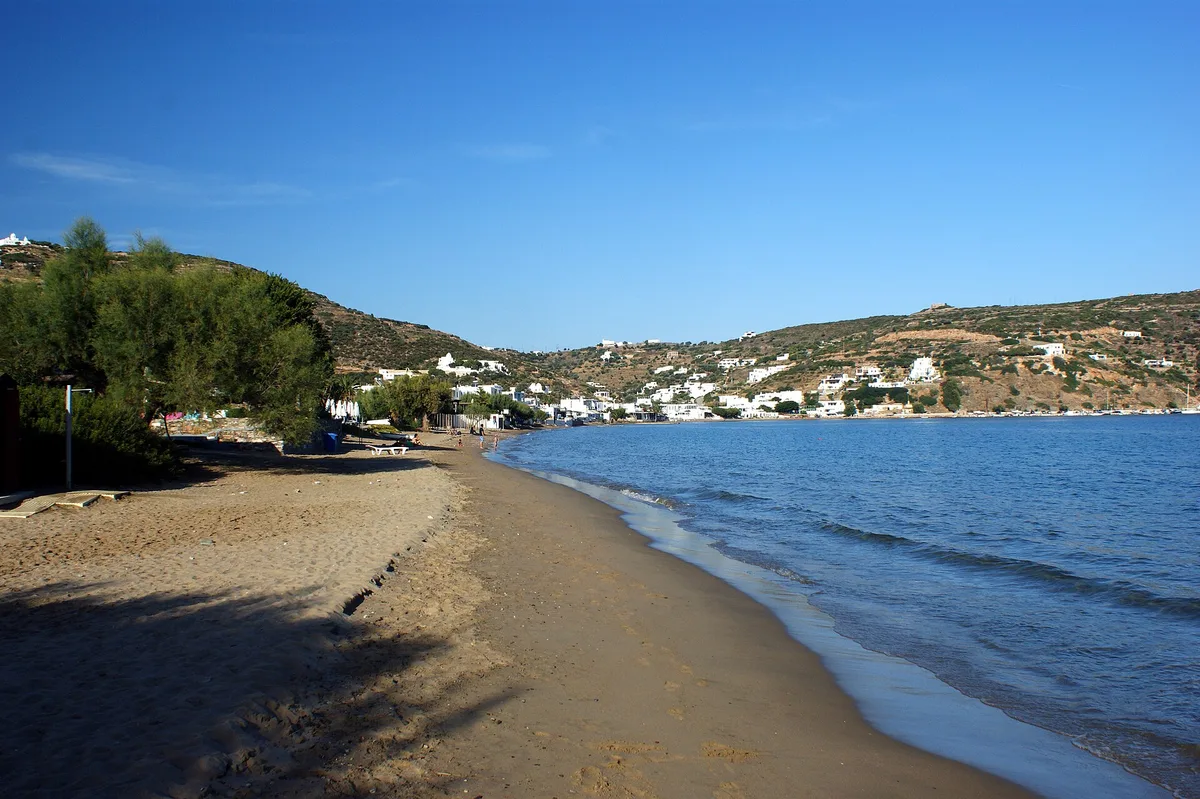 Plage de Platys Gialos, Cyclades, Grèce — 4