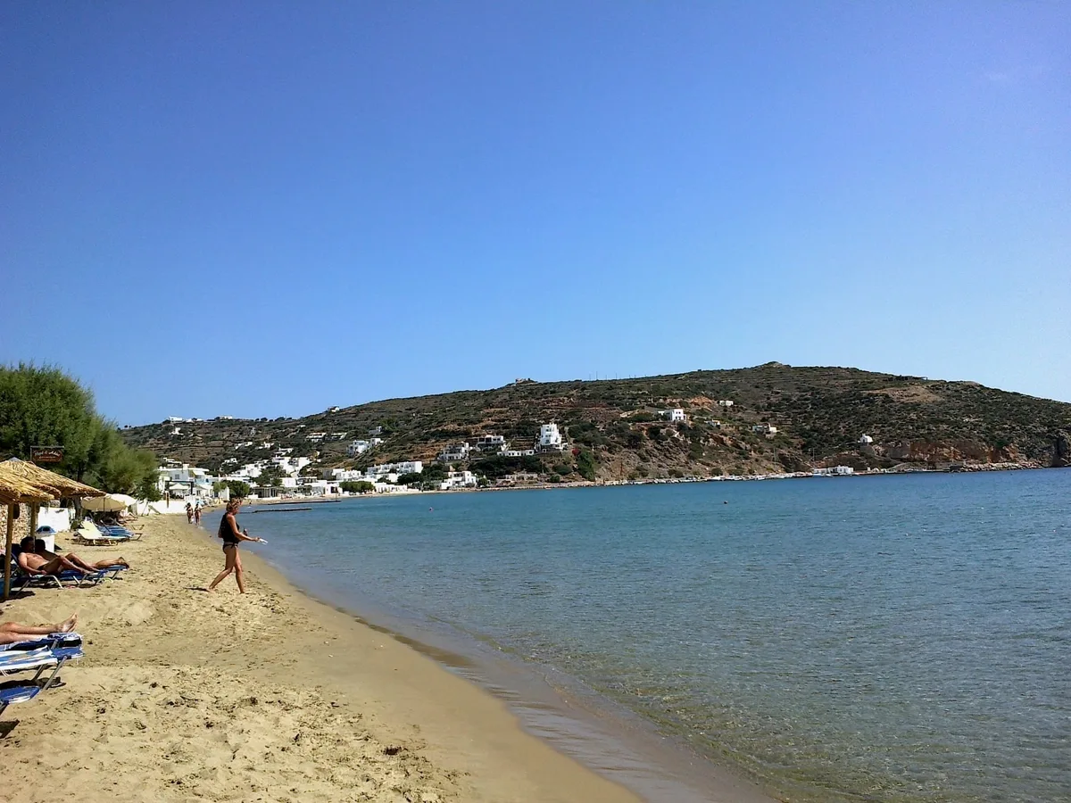 Plage de Platys Gialos, Cyclades, Grèce — 6