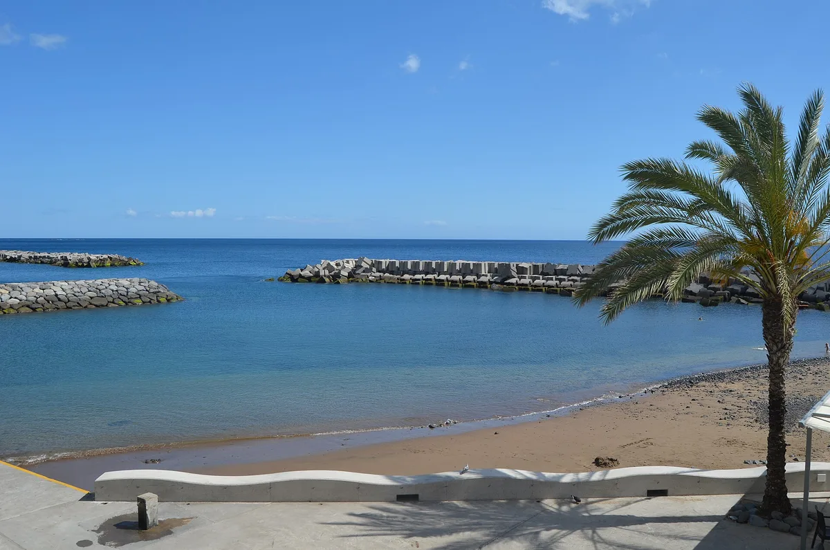 Plage de Calheta, Calheta, Madeira Archipelago, Portugal — 2
