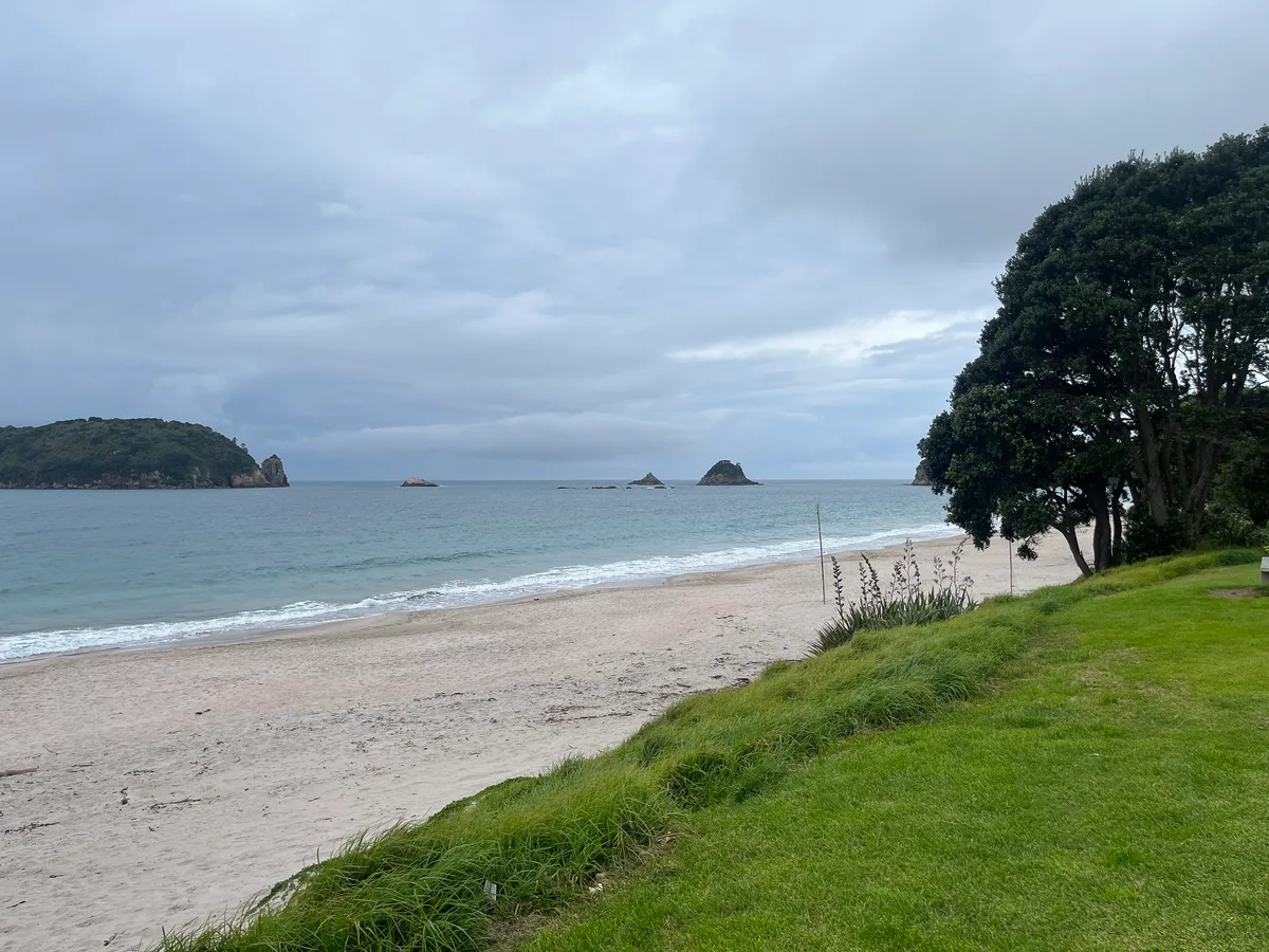 Hahei-Strand, Hahei, Waikato, Neuseeland — 4