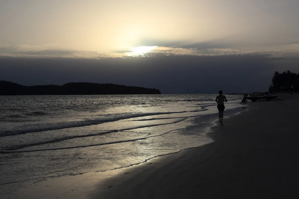 Tengah-Strand, Mukim Kedawang, Andaman Sea, Malaysia — 5