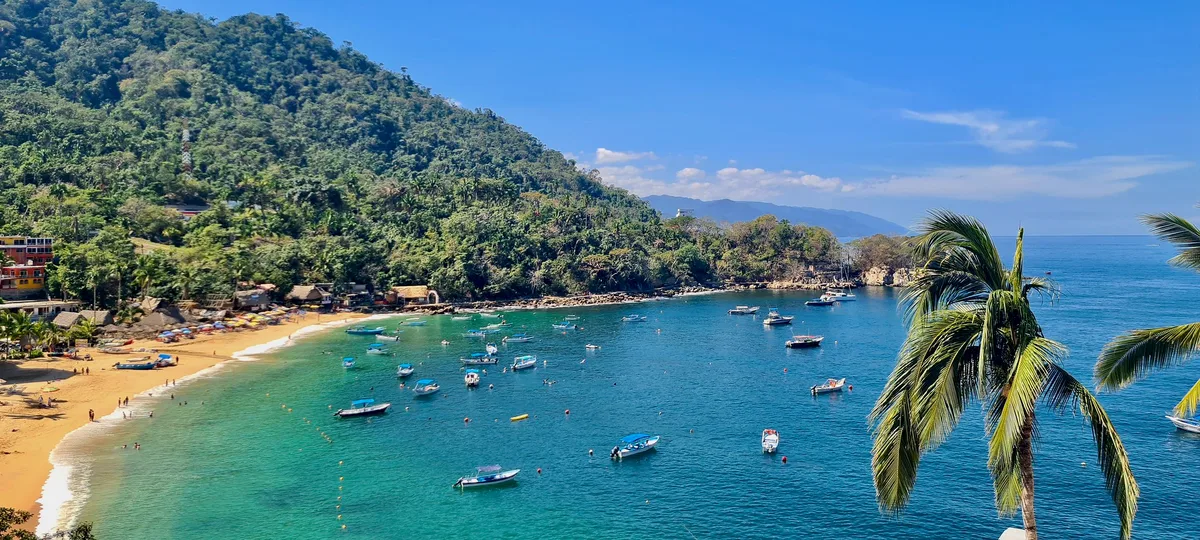 Playa Mismaloya, Puerto Vallarta, Mexican Pacific, México