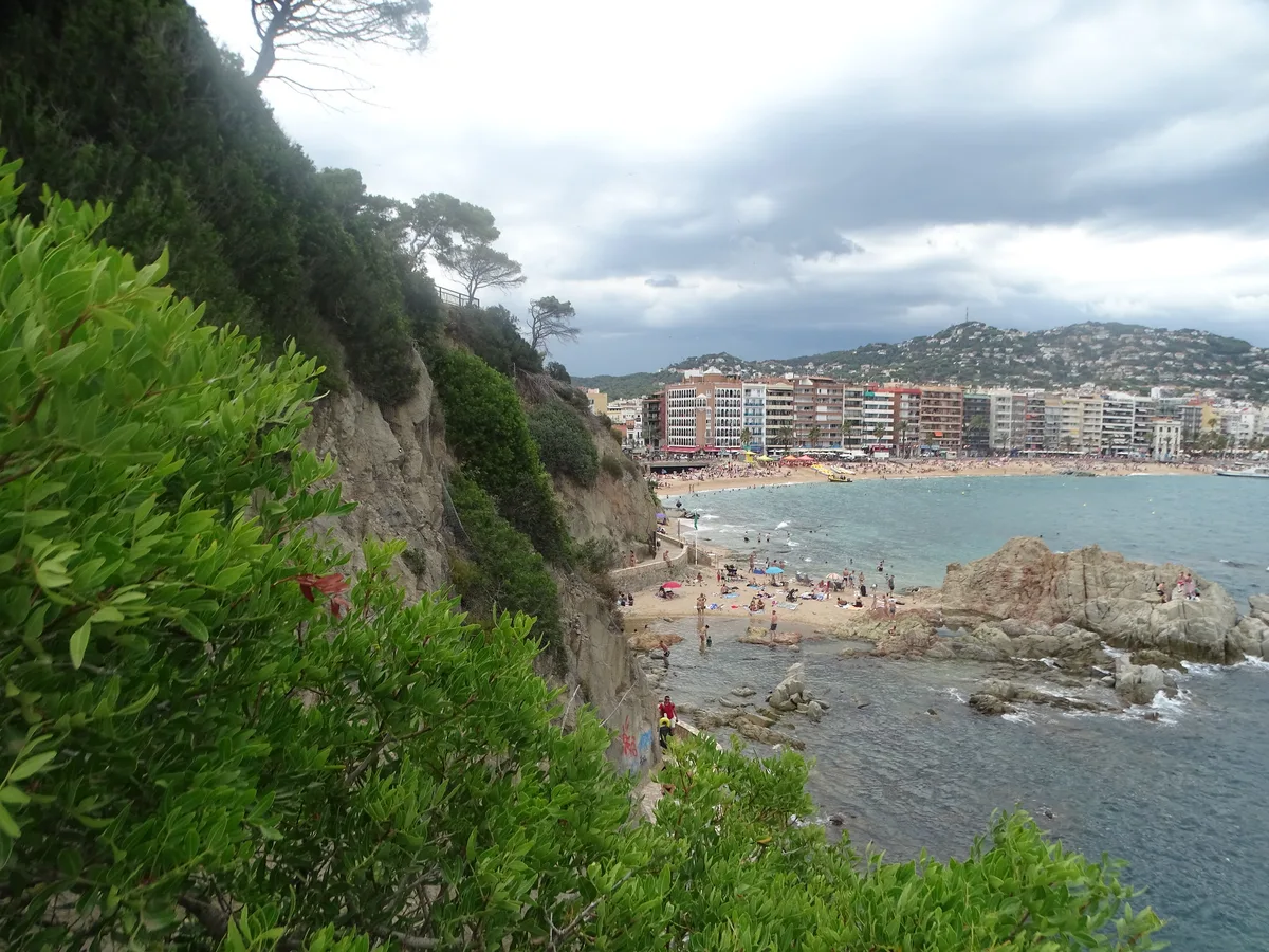 Cala Banys, Lloret de Mar, Catalonia, España — 4