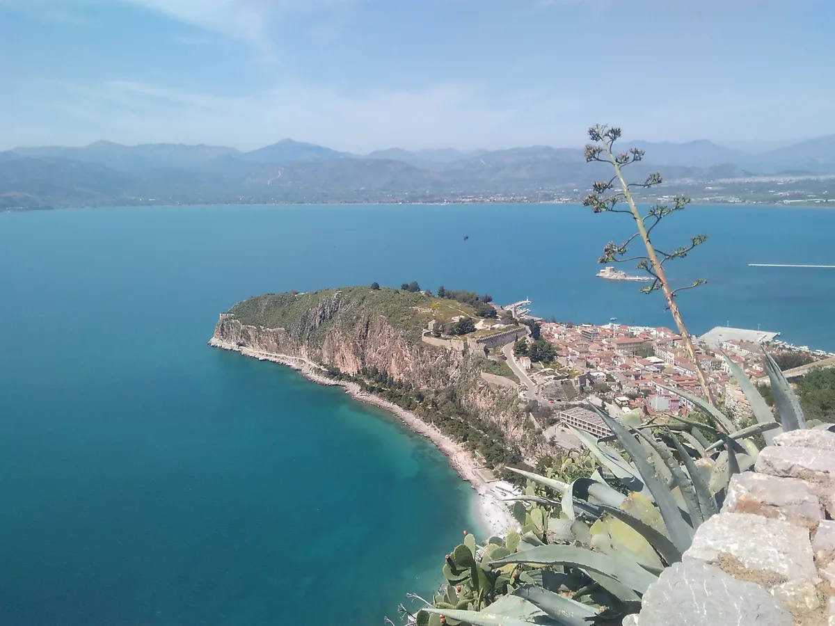 Playa de Arvanitia, Nafplio, Peloponnese, Grecia