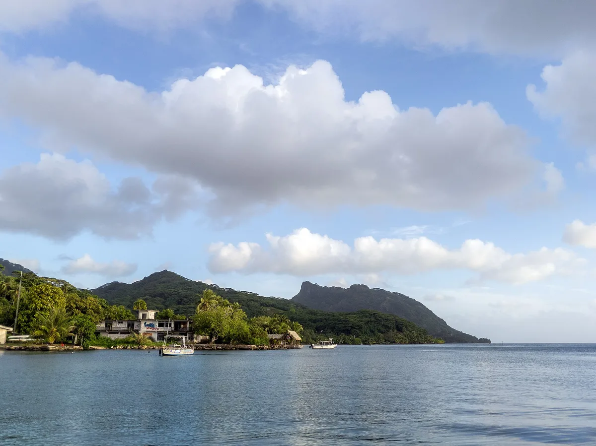 Fare Beach, Huahine, Society Islands, French Polynesia — 5