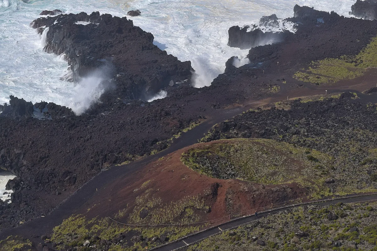 Plage de Ferraria, Ginetes, Azores, Portugal — 3